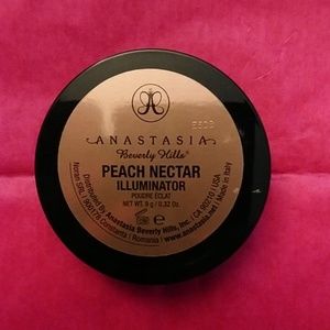 Anastasia illuminator - Peach Nectar